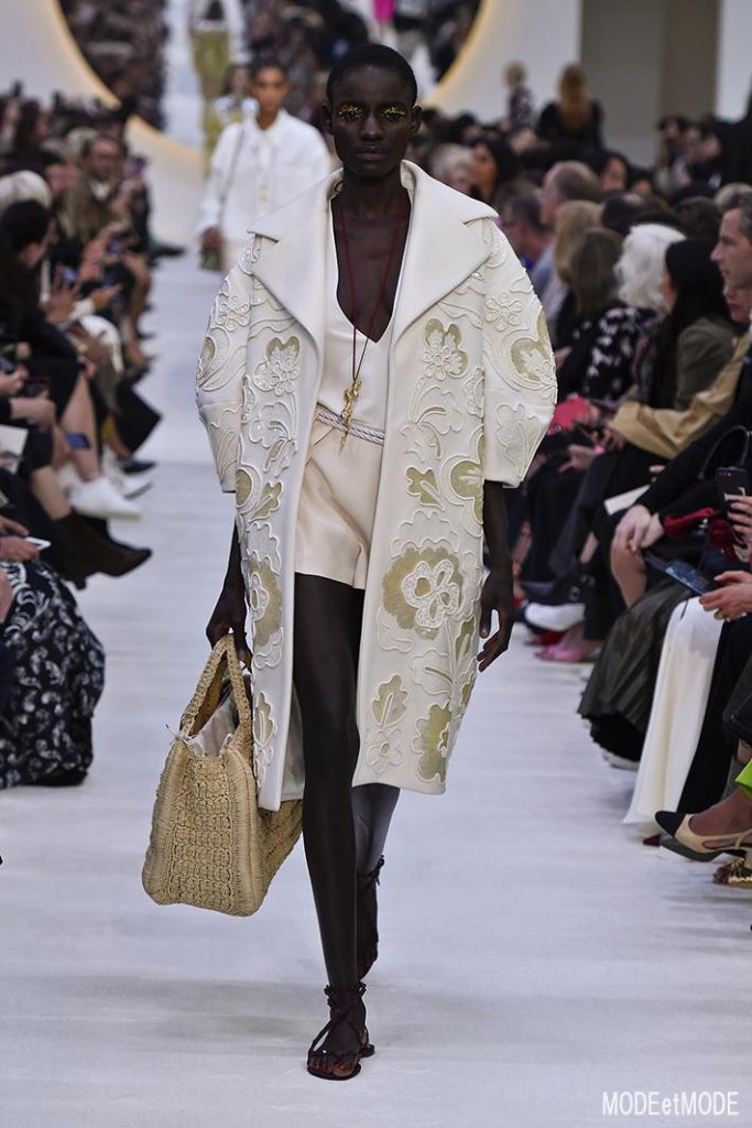Valentino_ss20_061