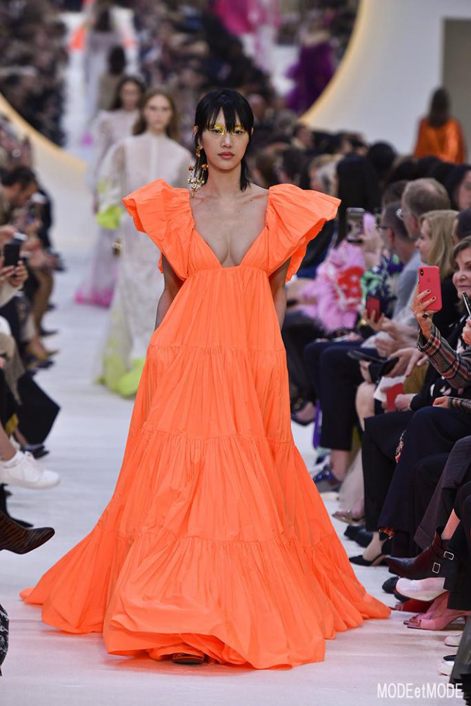 Valentino_ss20_076