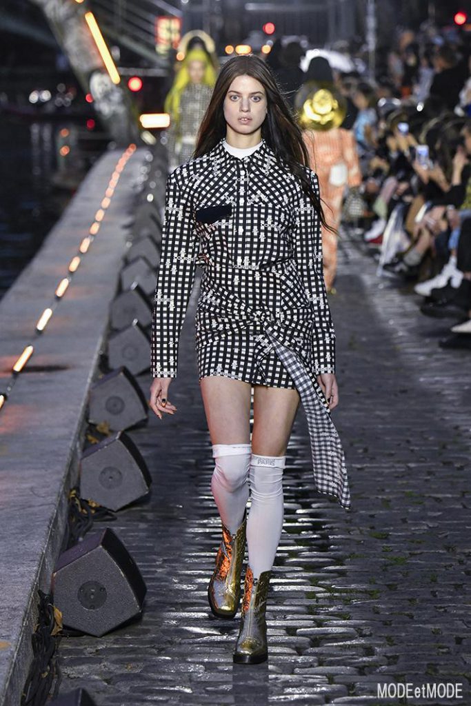 courreges_ss20_013