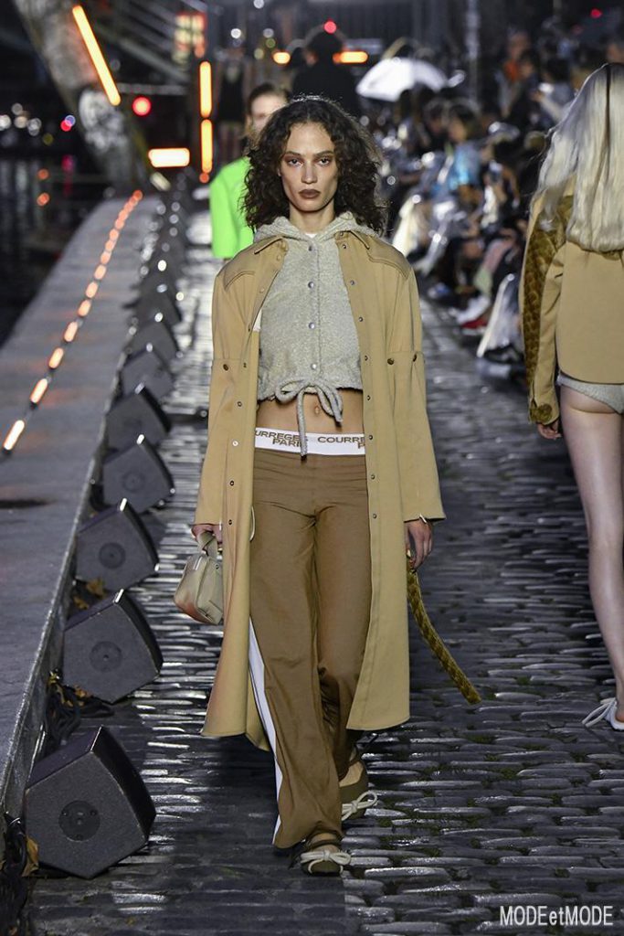 courreges_ss20_020