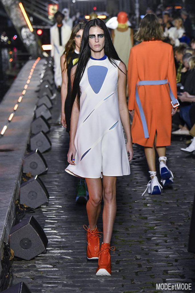 courreges_ss20_025