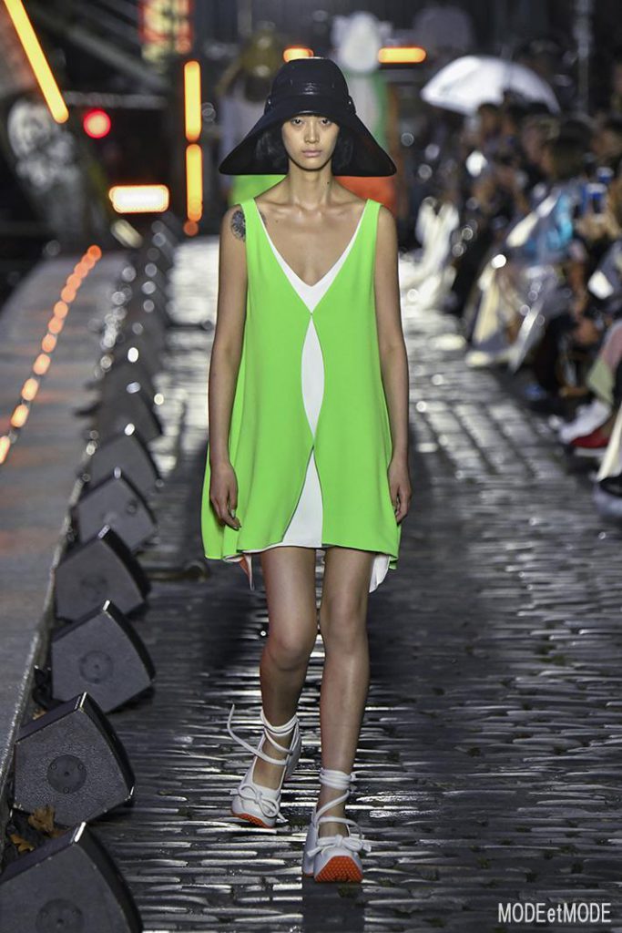 courreges_ss20_034