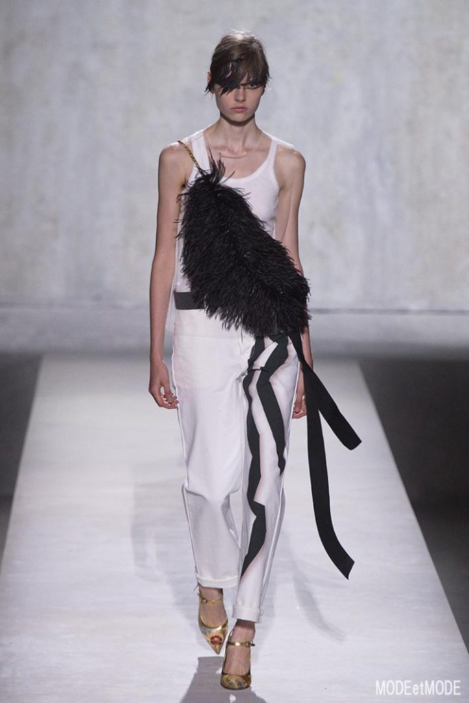 dries_van_noten_ss20_010