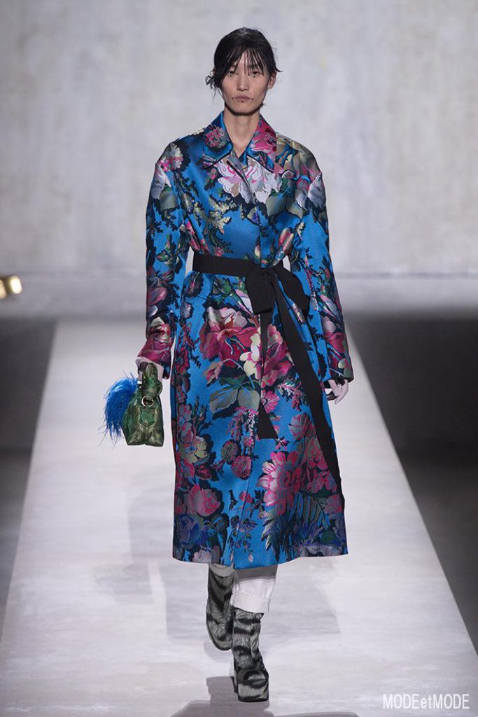 dries_van_noten_ss20_056