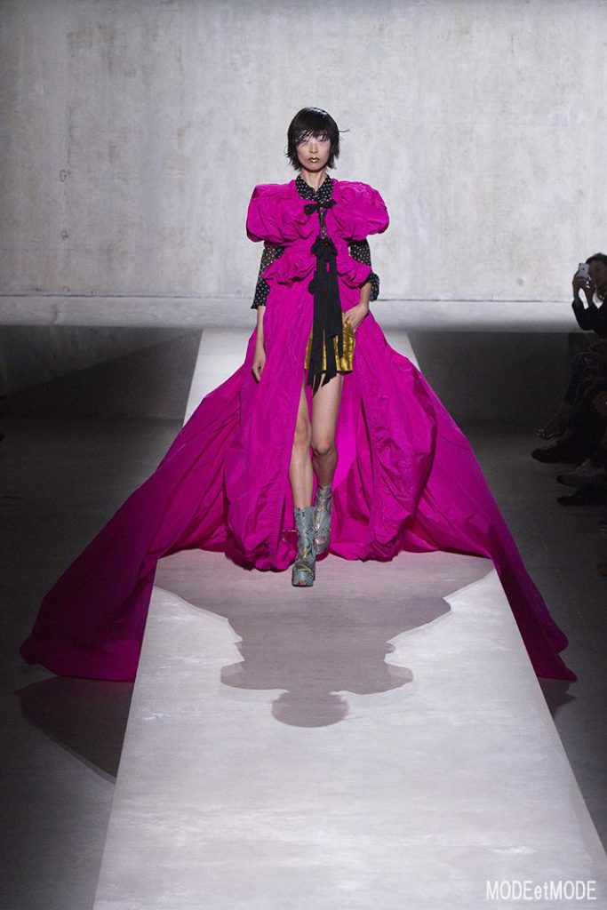 dries_van_noten_ss20_060