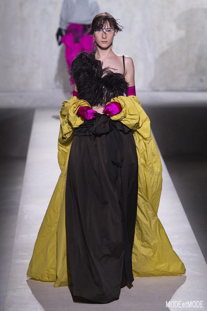 dries_van_noten_ss20_066