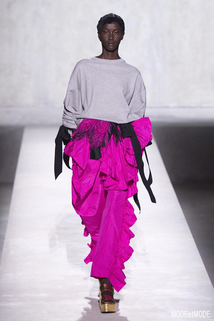 dries_van_noten_ss20_067