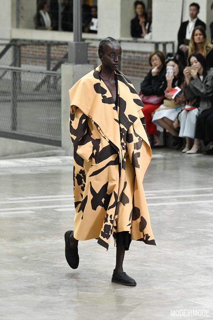issey-miyake_ss20_007