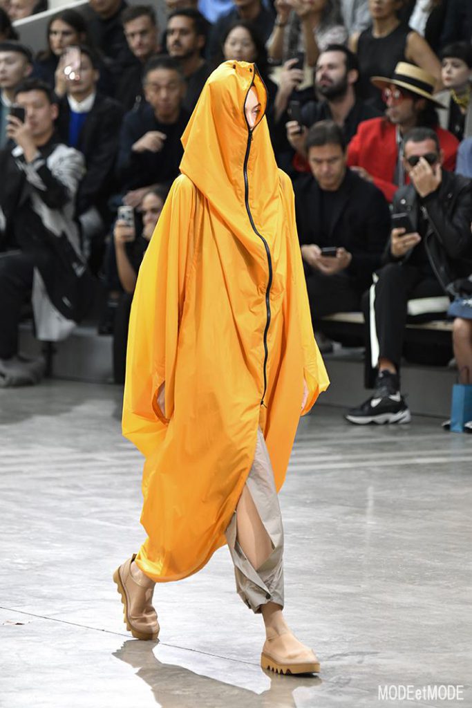 issey-miyake_ss20_019