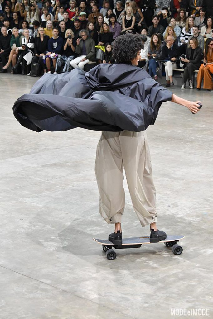 issey-miyake_ss20_040