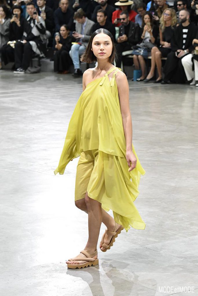 issey-miyake_ss20_042