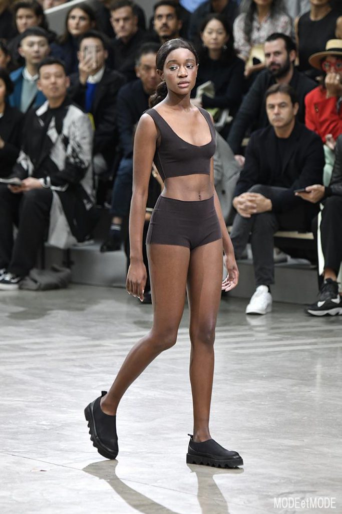 issey-miyake_ss20_049