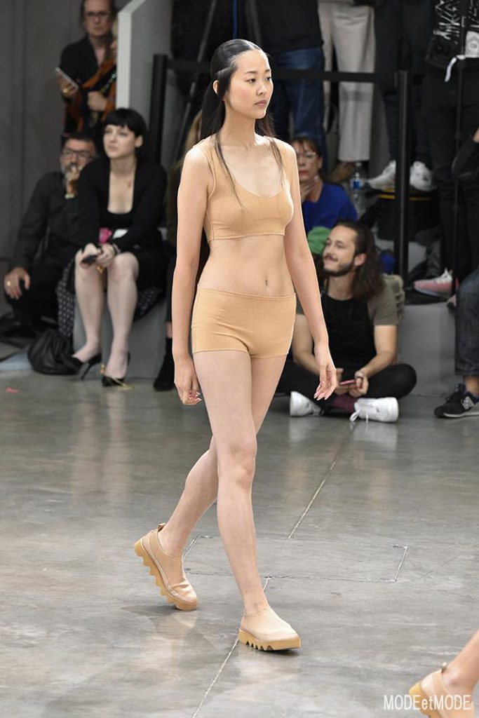 issey-miyake_ss20_050