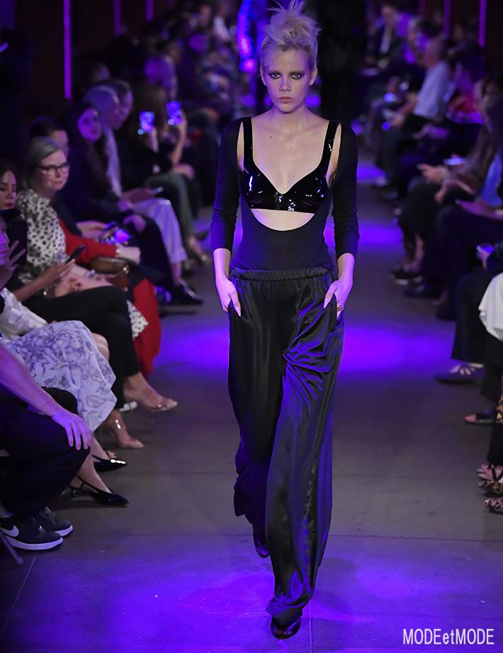 tom_ford_ss20_035