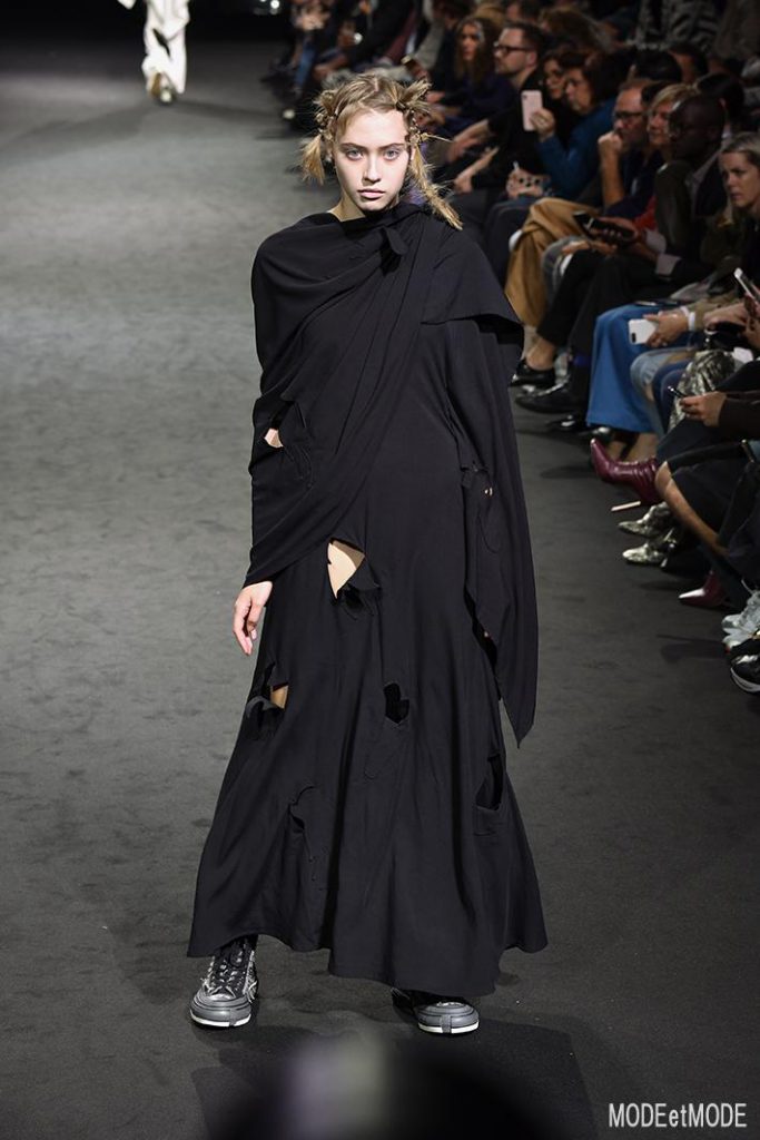 yohji-yamamoto_ss20_026