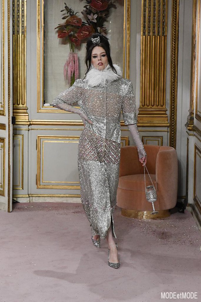 ulyana-sergeenko_ss20hc_001