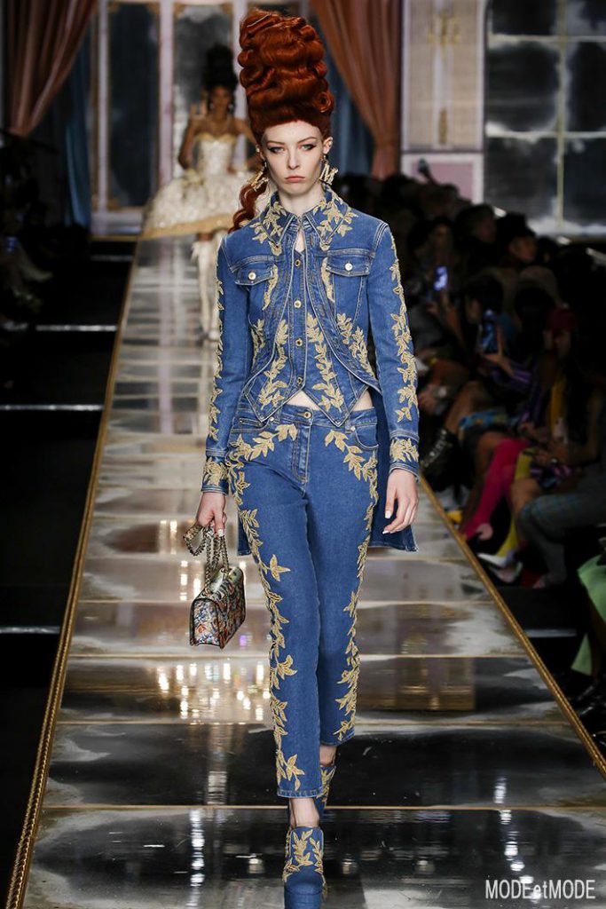 Moschino_aw20pap_003