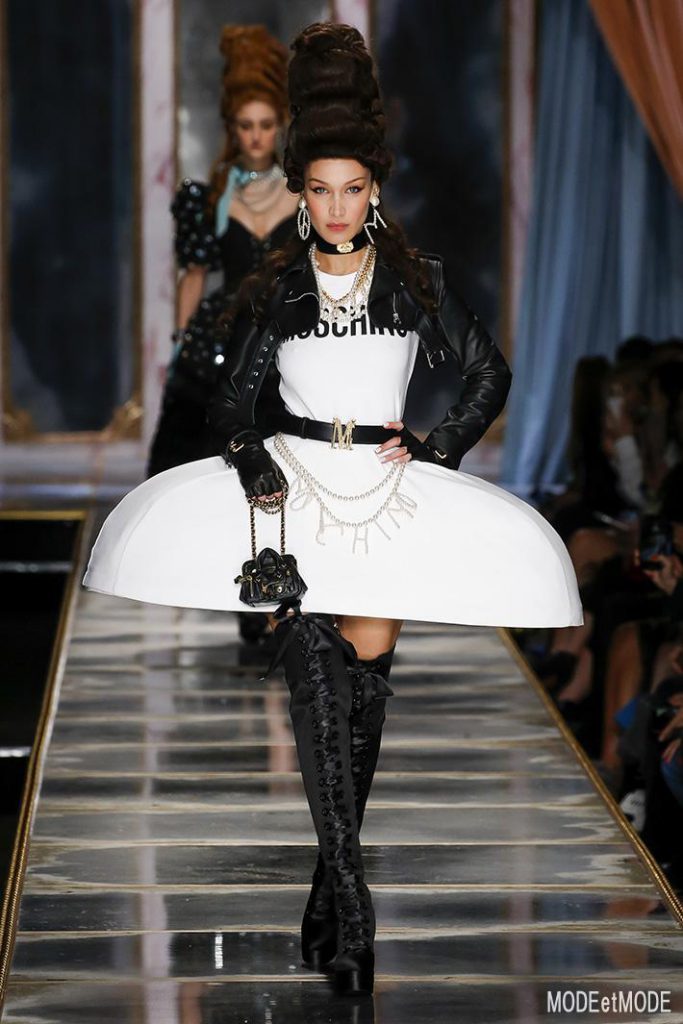 Moschino_aw20pap_012
