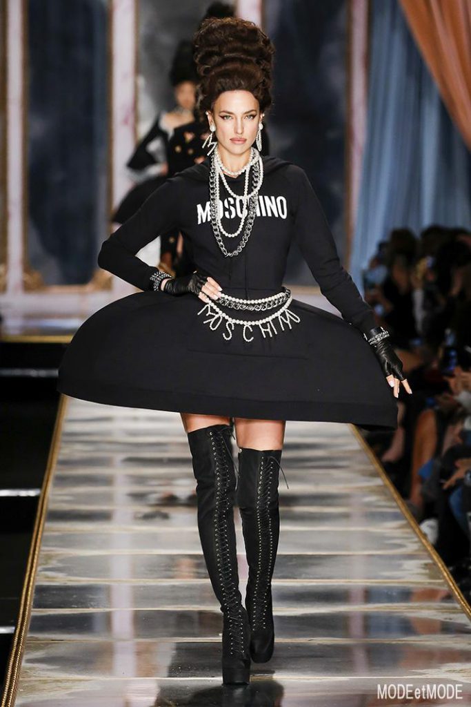 Moschino_aw20pap_014