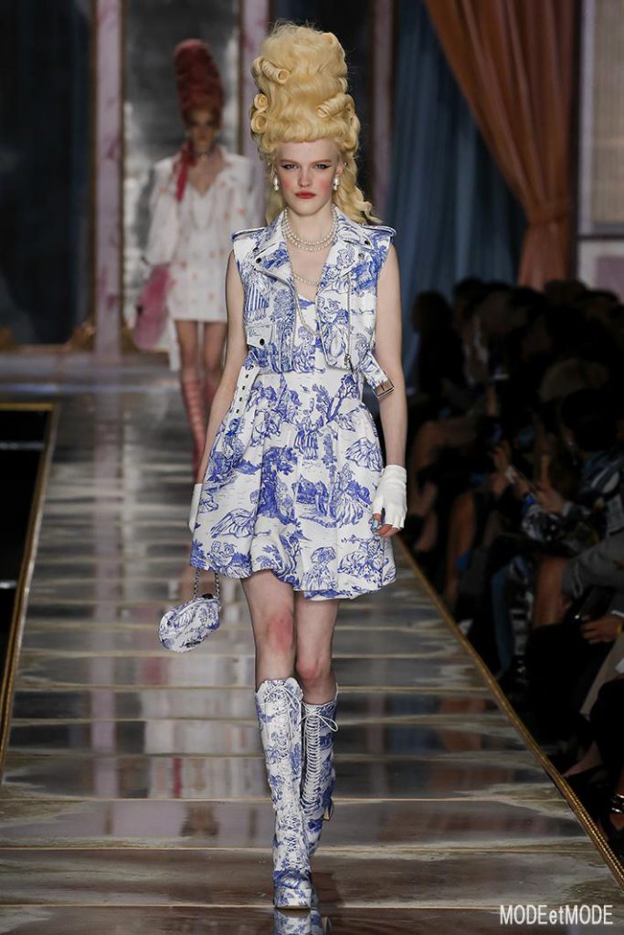 Moschino_aw20pap_021