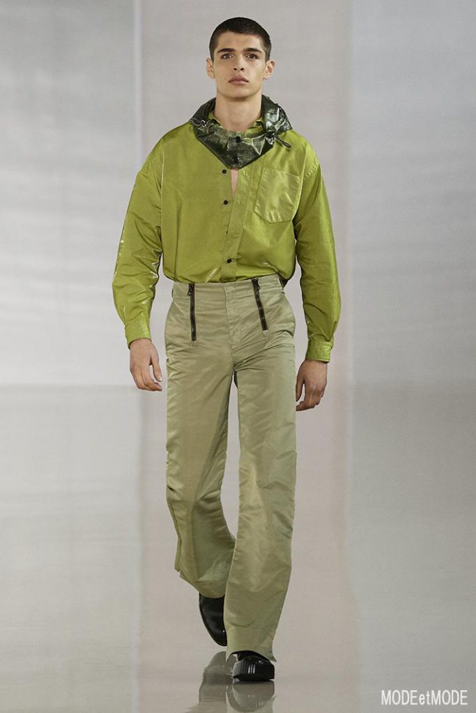 acnestudios_aw20pap_003
