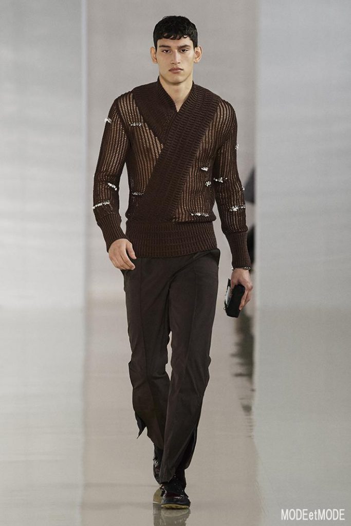 acnestudios_aw20pap_010