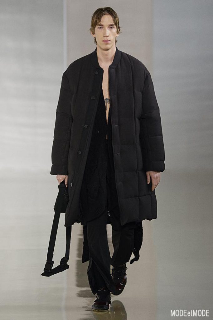 acnestudios_aw20pap_011