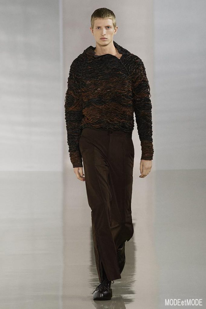 acnestudios_aw20pap_012