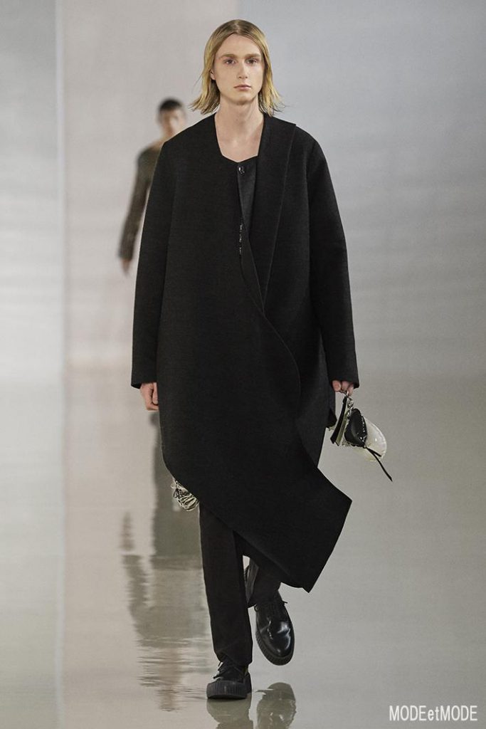 acnestudios_aw20pap_019