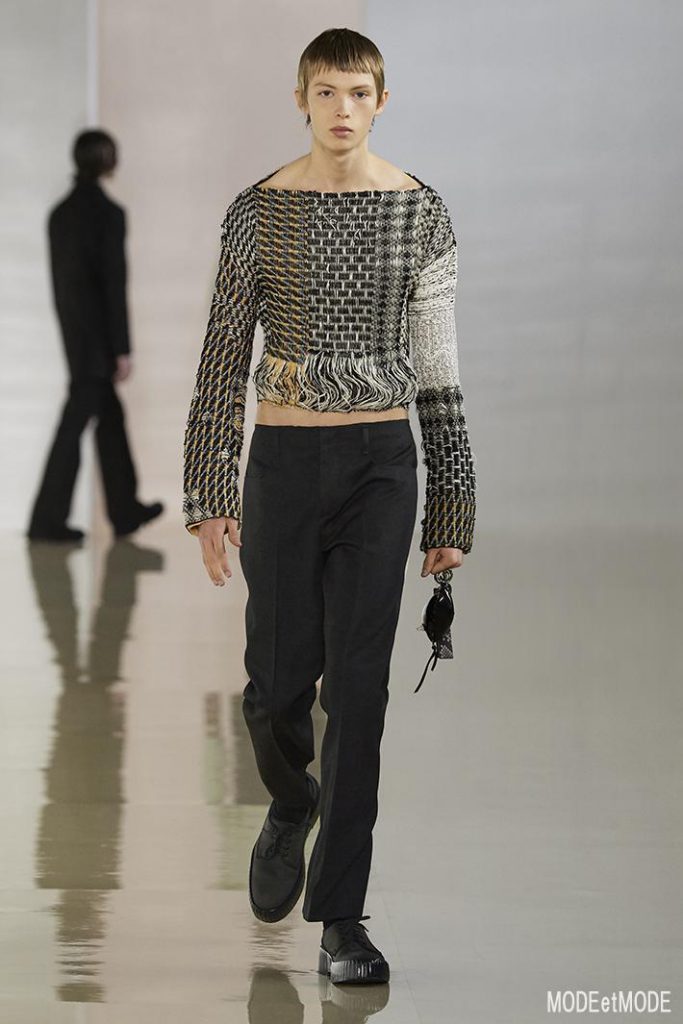 acnestudios_aw20pap_020