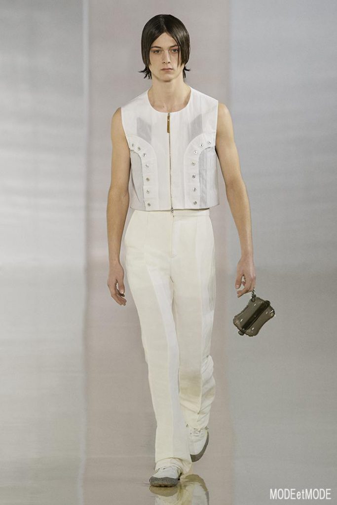 acnestudios_aw20pap_035