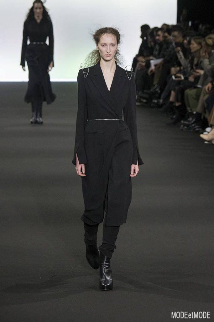 ann-demeulemeester_aw20pap_001