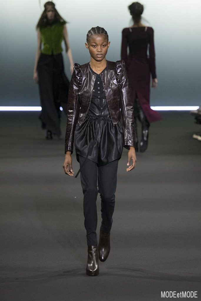 ann-demeulemeester_aw20pap_014