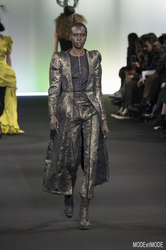 ann-demeulemeester_aw20pap_021
