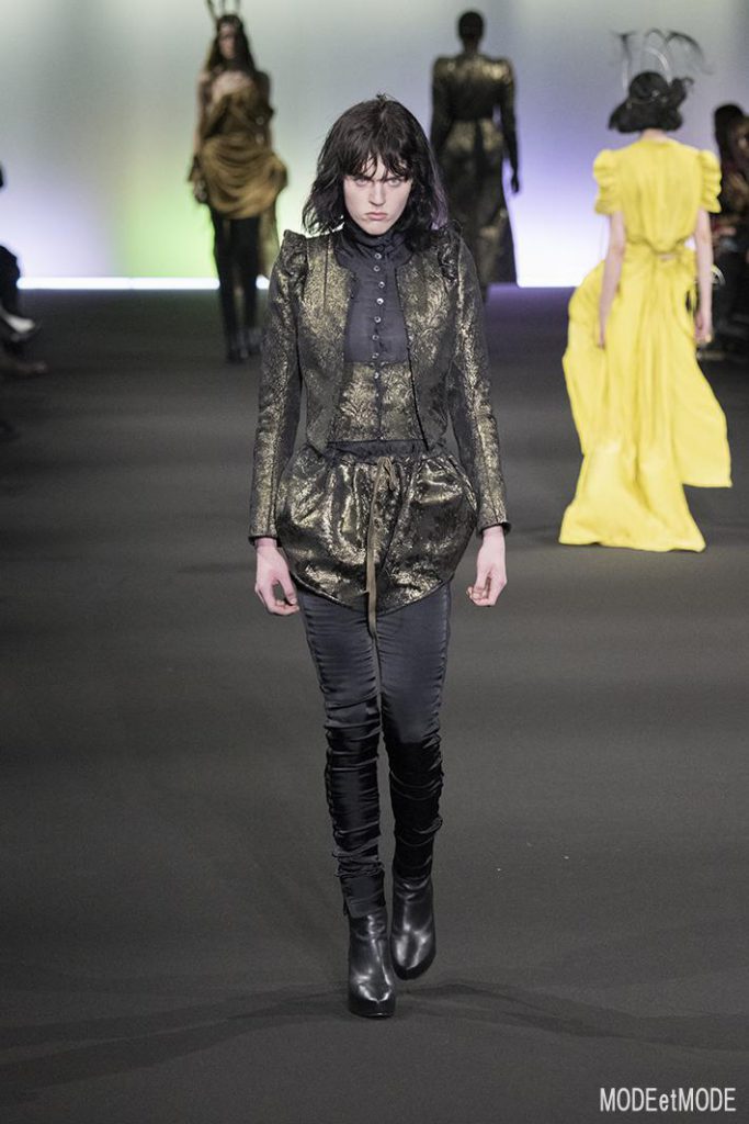 ann-demeulemeester_aw20pap_024