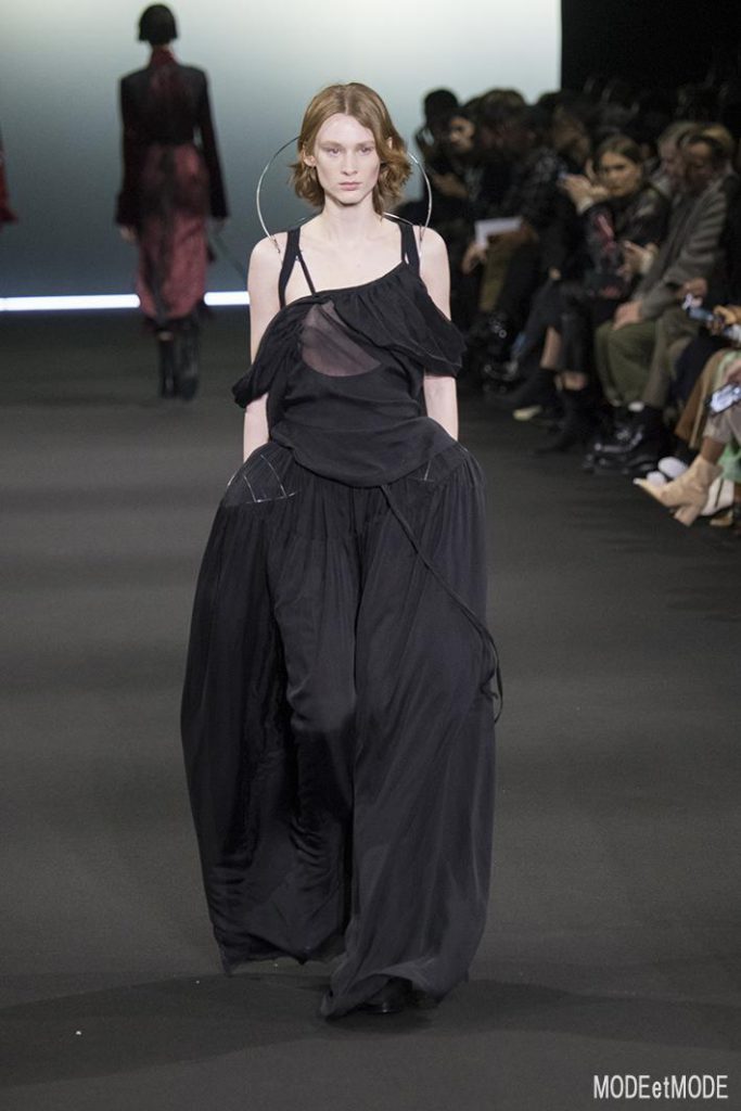 ann-demeulemeester_aw20pap_032