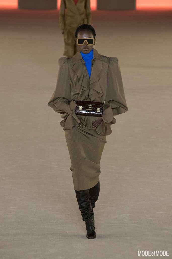 balmain_aw20pap_015
