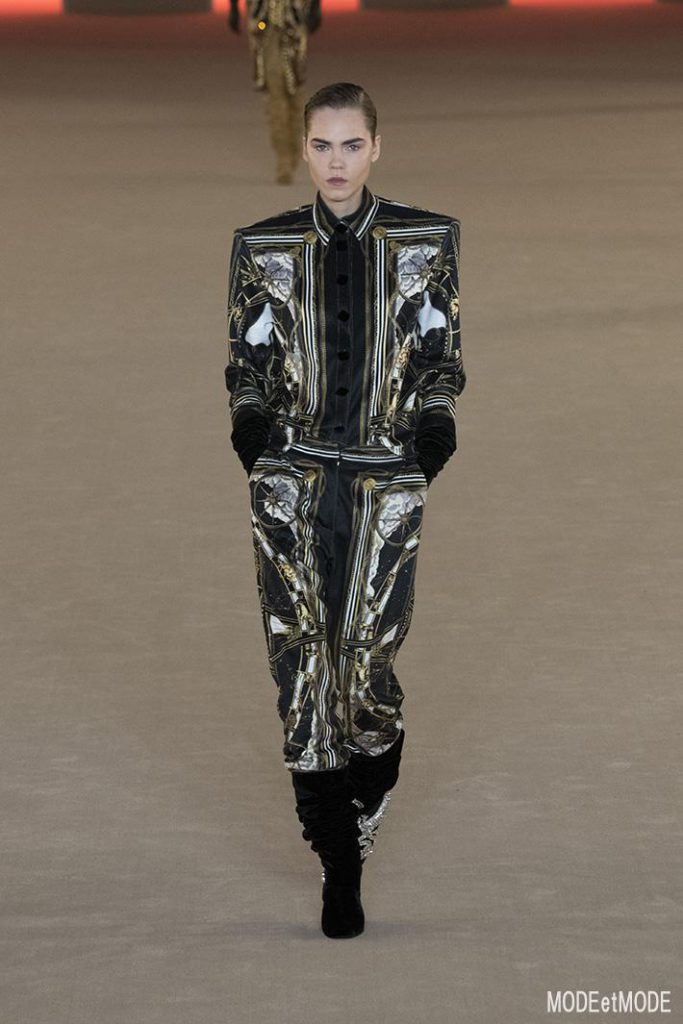 balmain_aw20pap_021