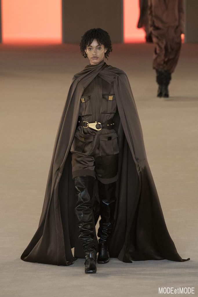 balmain_aw20pap_049
