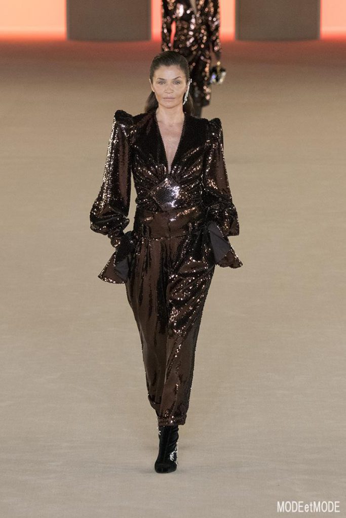 balmain_aw20pap_062