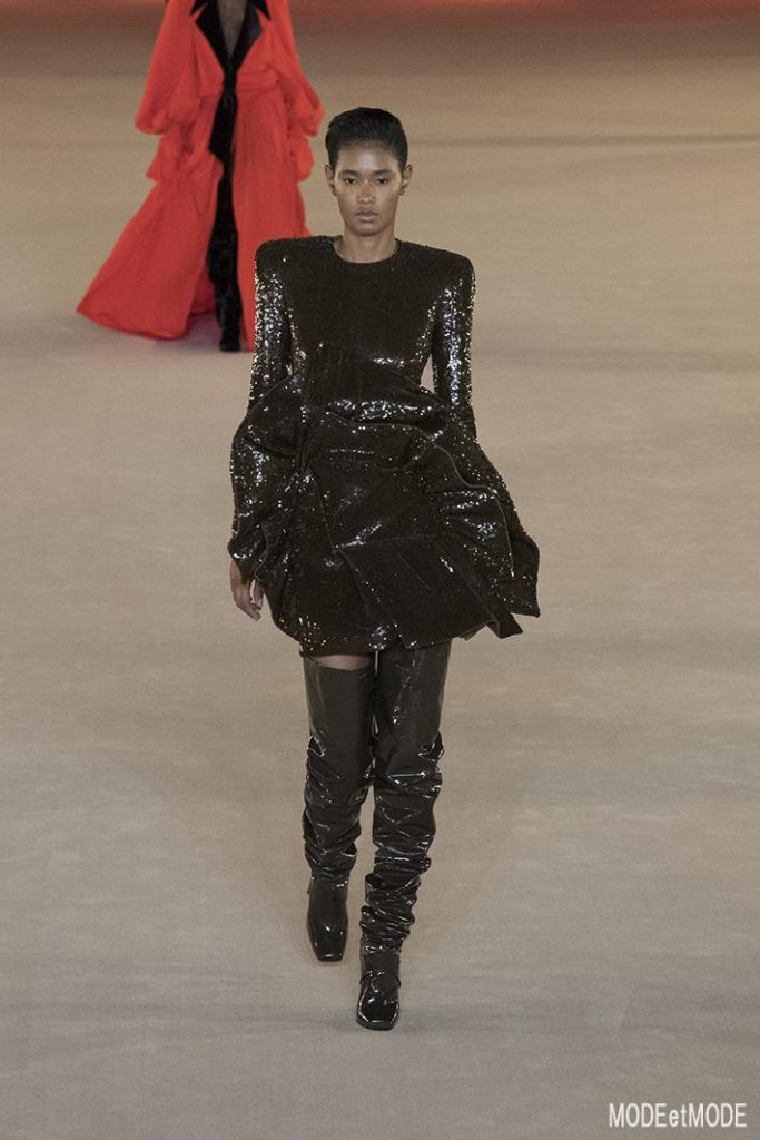 balmain_aw20pap_064