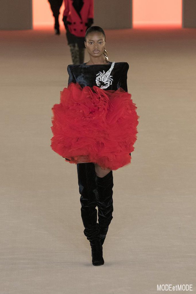 balmain_aw20pap_074