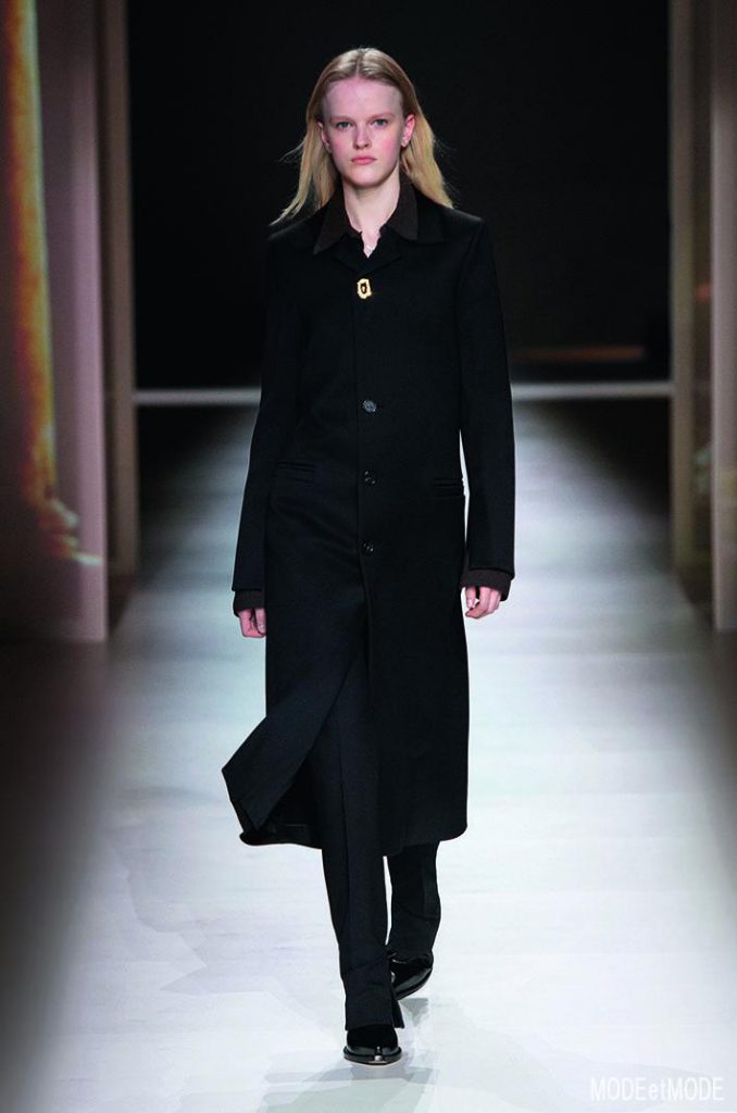 bottega-veneta_aw20pap_004