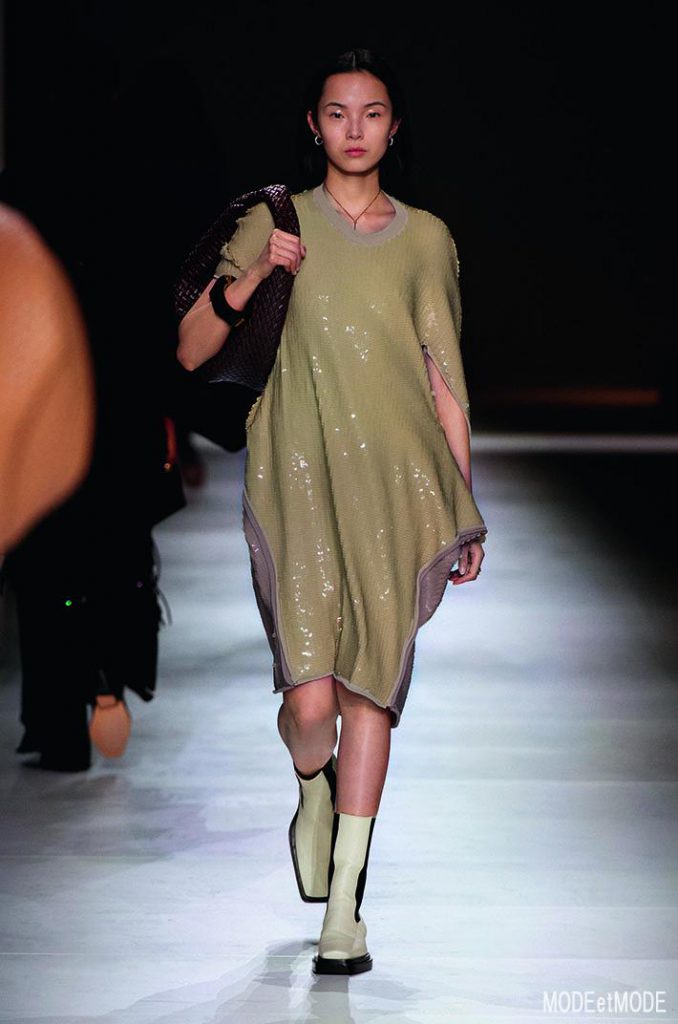 bottega-veneta_aw20pap_035