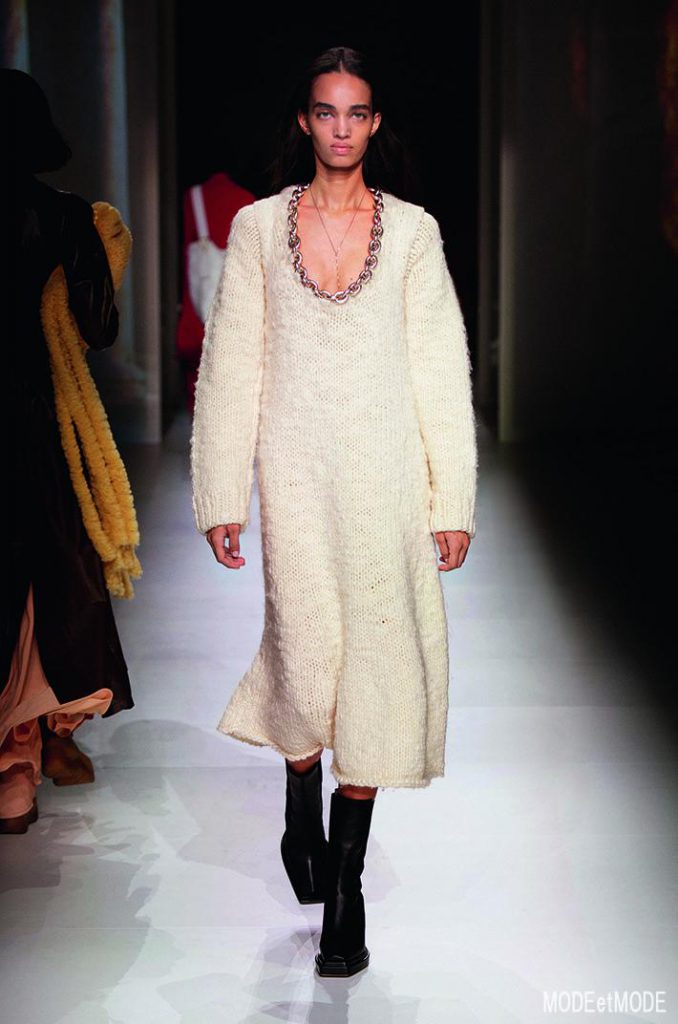 bottega-veneta_aw20pap_053