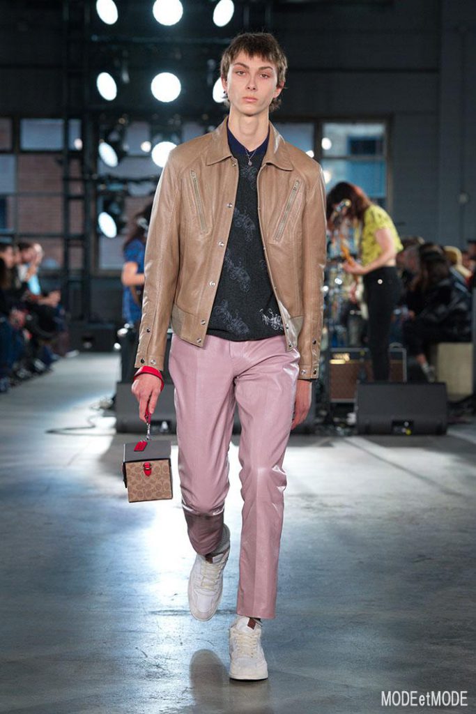coach_aw20pap_019