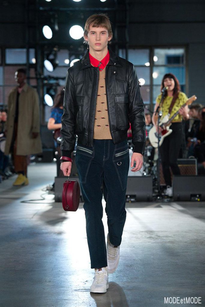 coach_aw20pap_031