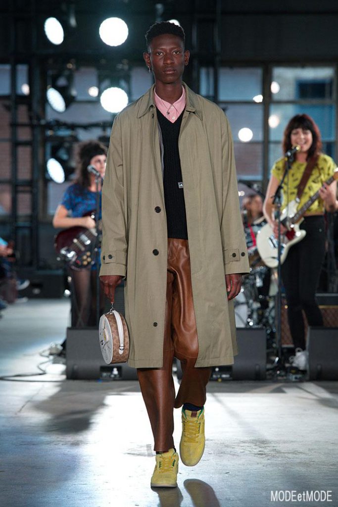 coach_aw20pap_032