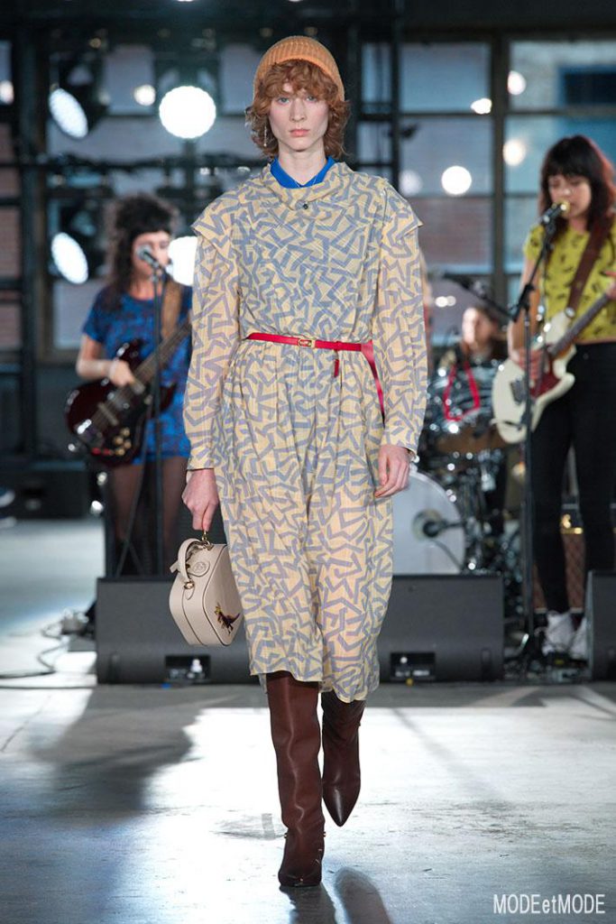 coach_aw20pap_042