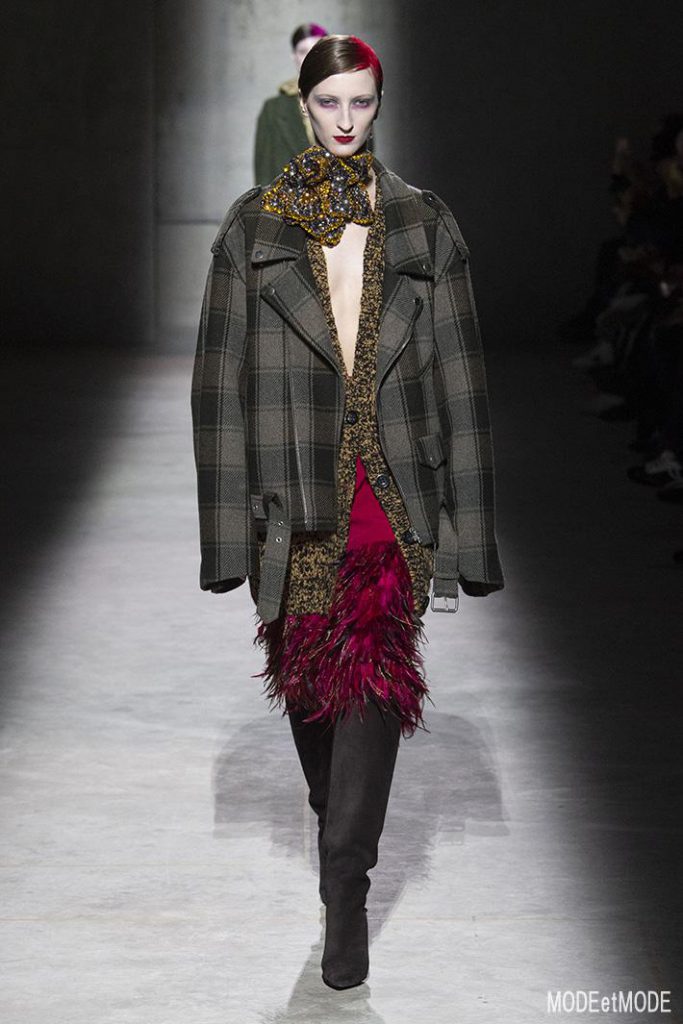 Women Ready to wear, autumn winter 2020 2021, fashion week, Paris, FRA, from the house of Dries Van Noten